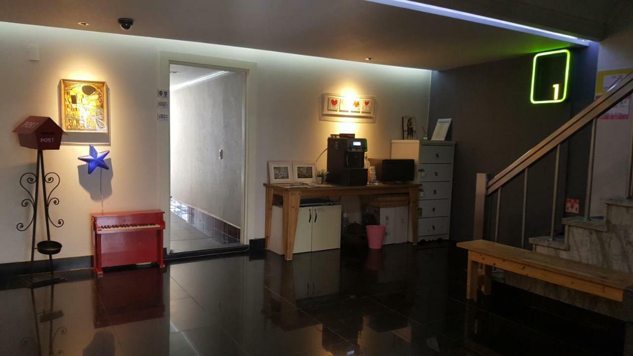 Gwangan Blue Moon Motel Busan Luaran gambar